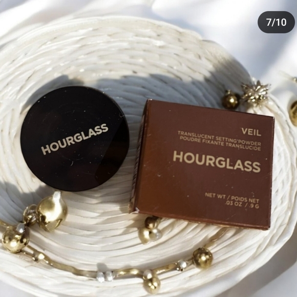 NIB Hourglass Mini Veil Translucent Setting Powder - Talc Free .03oz/.9g Mini - Picture 4 of 6